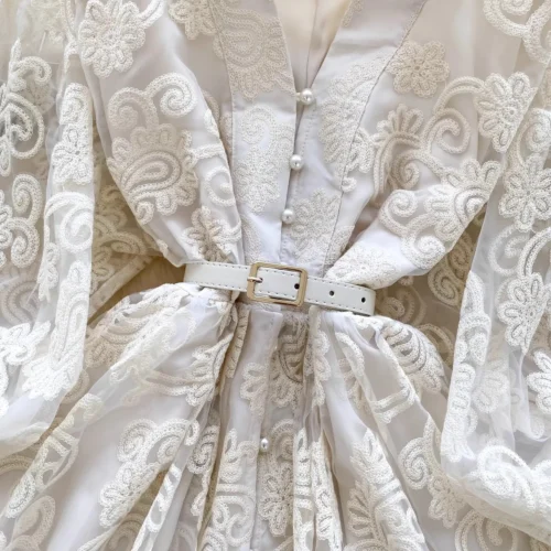 Francês doce decote em v lanterna manga mini vestido de verão feminino bordado flor malha retalhos cinto casual praia a linha festa robes - Imagem 6