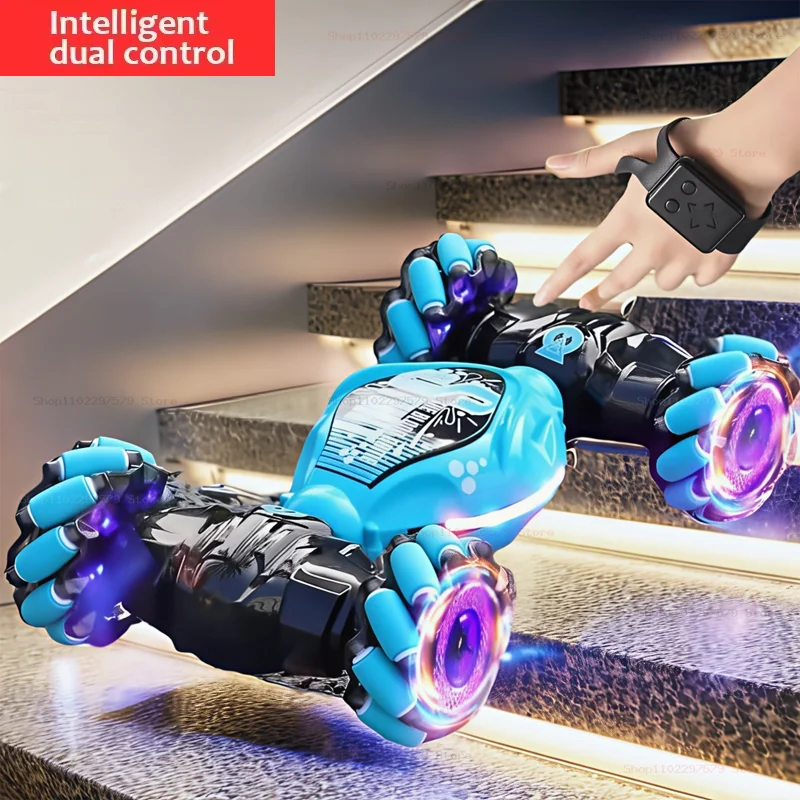Carro de deriva 4WD RC com luzes LED de música 2.4G Gesto Rádio Controle Remoto Spray Stunt Car 360 °   Presentes de brinquedos de carro de escalada giratório