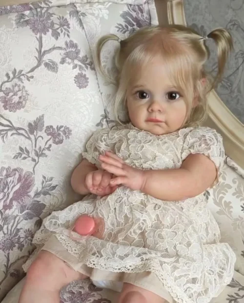 Boneca Reborn Maggie 60cm Artesanal Alta Qualidade Vinil Silicone Macio Realista Cabelo Enraizado Manualmente Colecionável