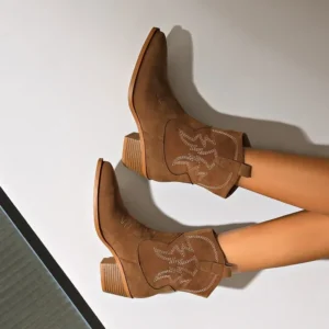 Novo salto grosso pontiagudo grande ocidental cowboy botas curtas bordado marrom sapatos femininos e botas de tornozelo para mulher