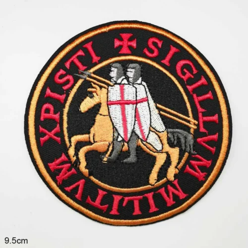 Letras assassino cavaleiros templários guerreiro ferro no remendo bordado roupas remendo para roupas adesivos