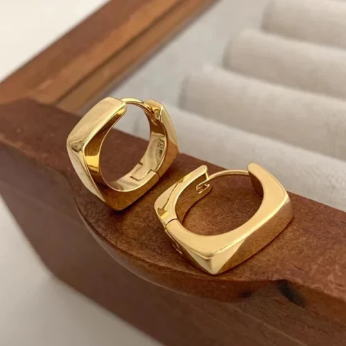 Novo simples quadrado cor de ouro brincos de argola de metal para mulheres coreano geométrico orelha fivela moda brincos jóias acessórios ins