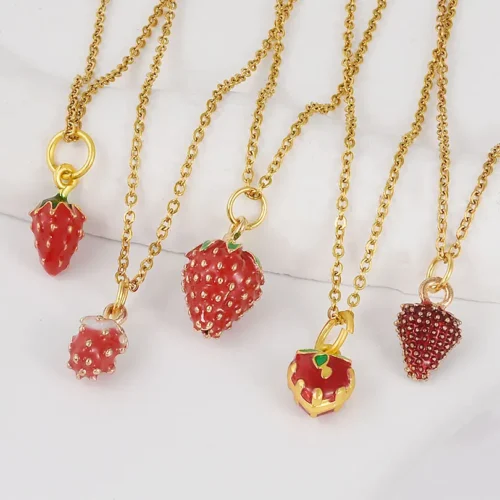1pc doce vermelho morango encantos pingente colar para mulheres correntes de aço inoxidável retro frutas jóias decote acessórios