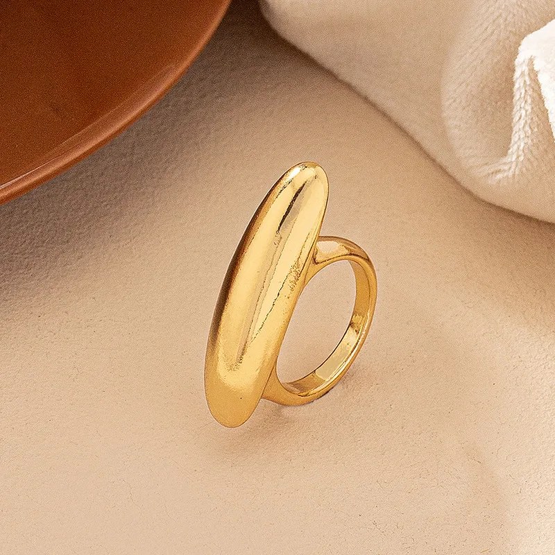 Anéis curvos irregulares únicos para mulheres, anéis de dedos vintage, cor dourada fosca, jóias ajustáveis, festa punk, casamento, 2024 - Imagem 4
